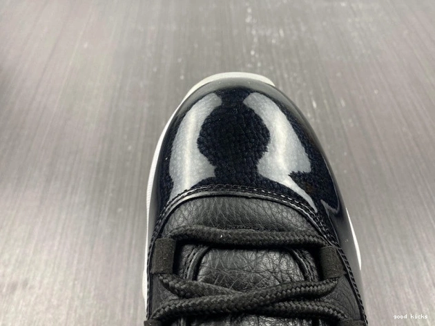 Cheap Low 11 AV2187-001 Retro Jordan Air 72-10 0725